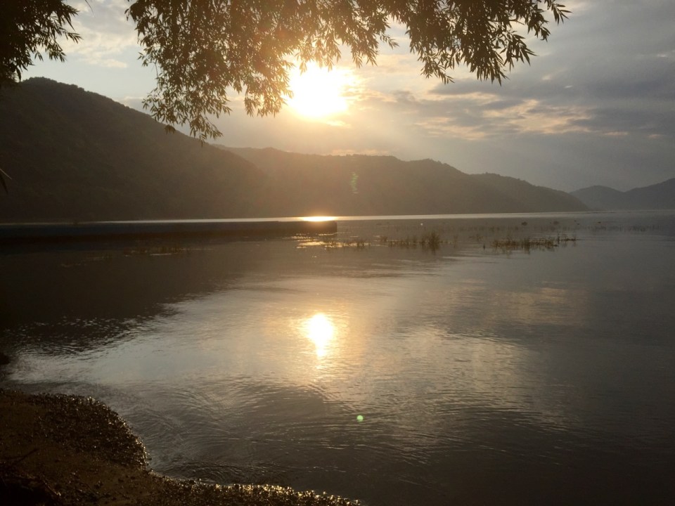 Sun getting lower over the Danube 2