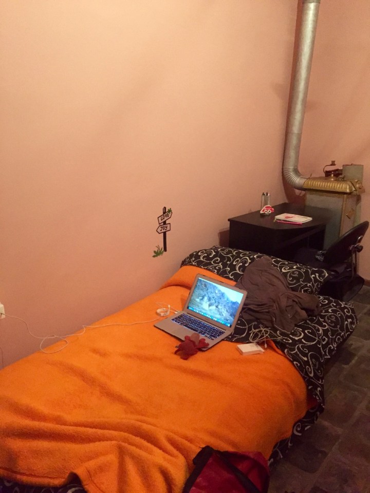 My bed for the night, and Lobster doing some last minute planning