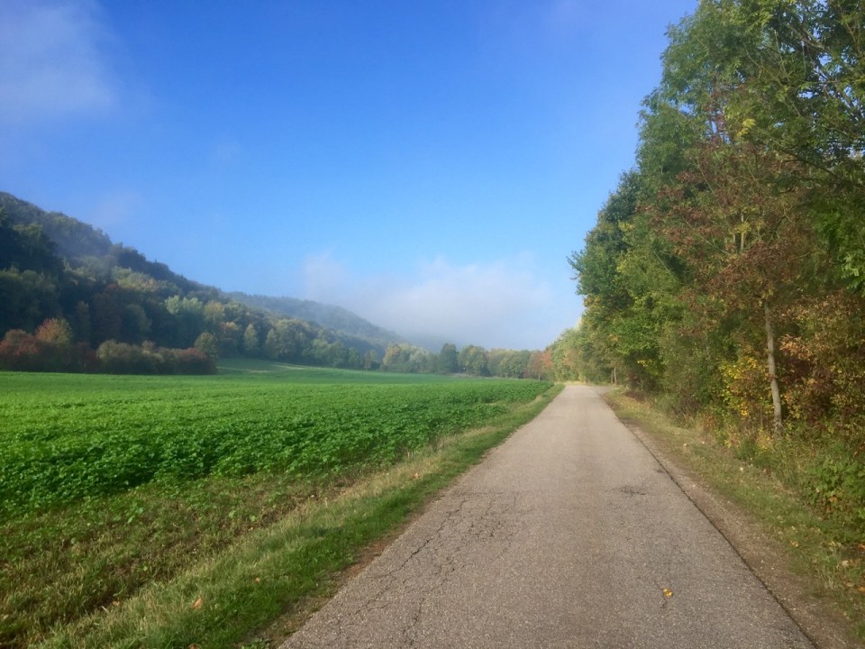Pedalling through the Altmühltal Nature Park, sun comes out