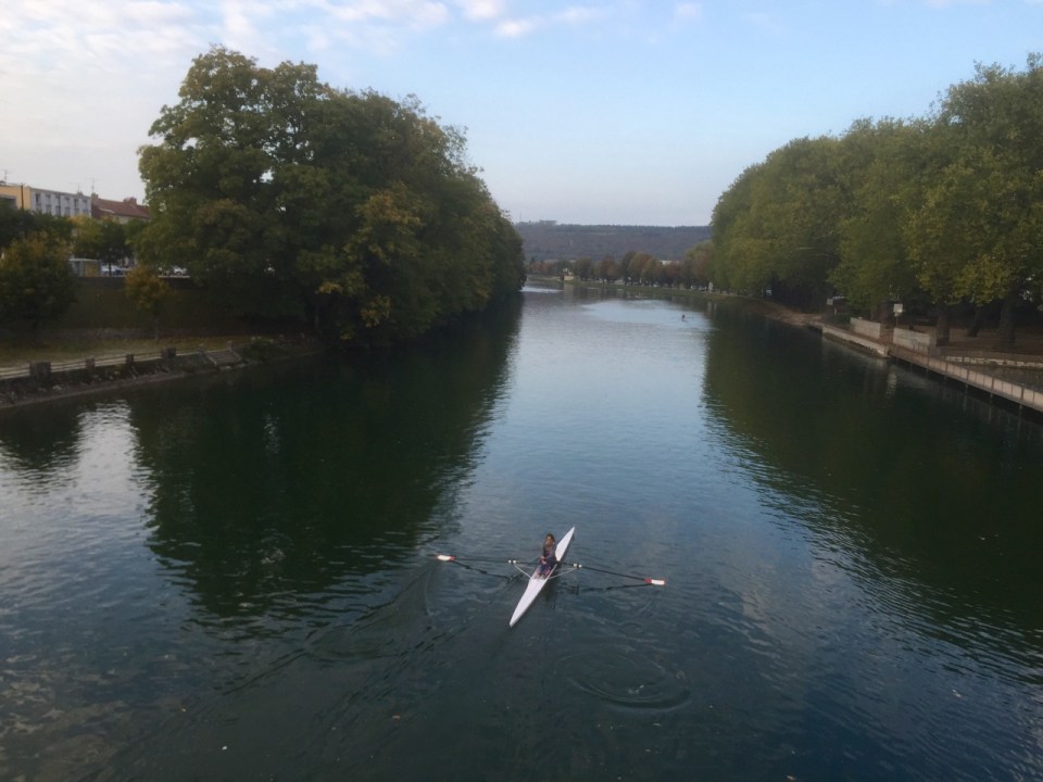 Crossing La Meuse in Verdun - lots of rowers out this evening