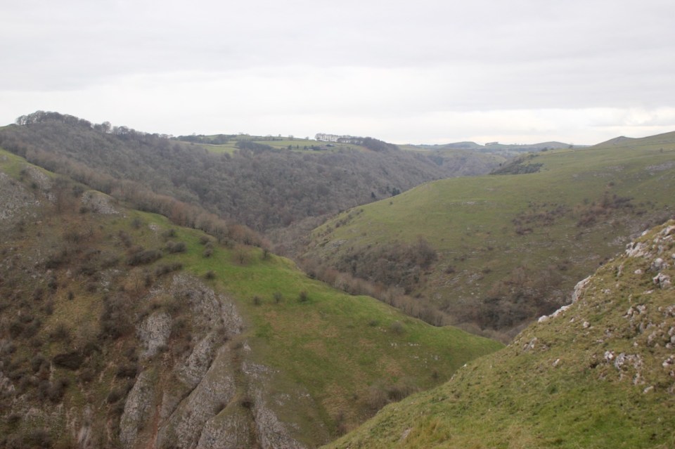 Top of Thorpe Cloud, looking back up Dovedale
