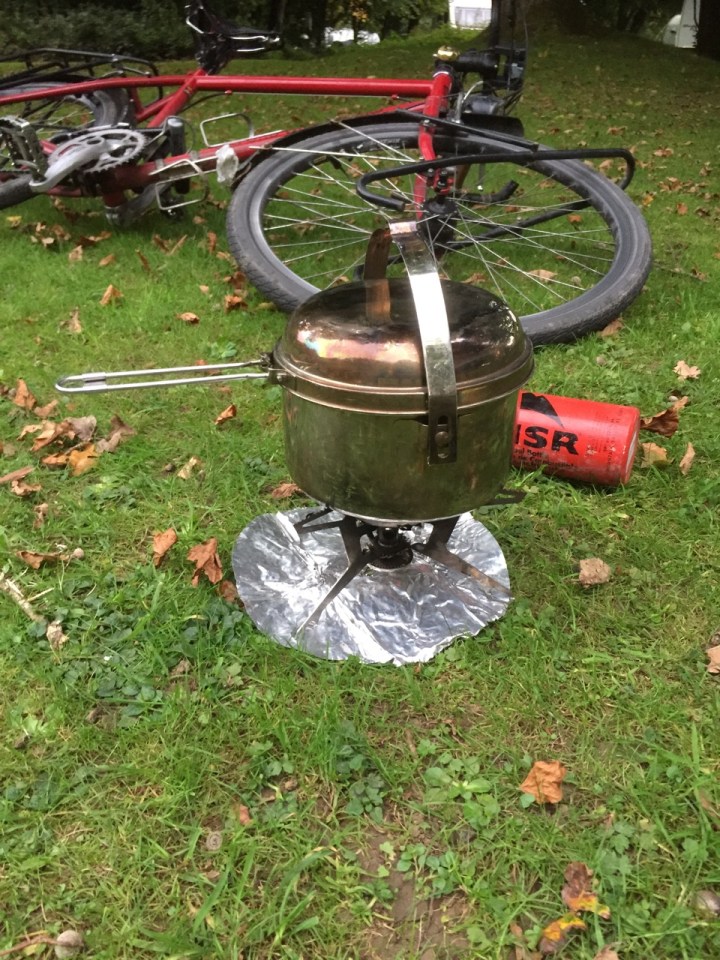 Cooking a pasta feast on my Whisperlite