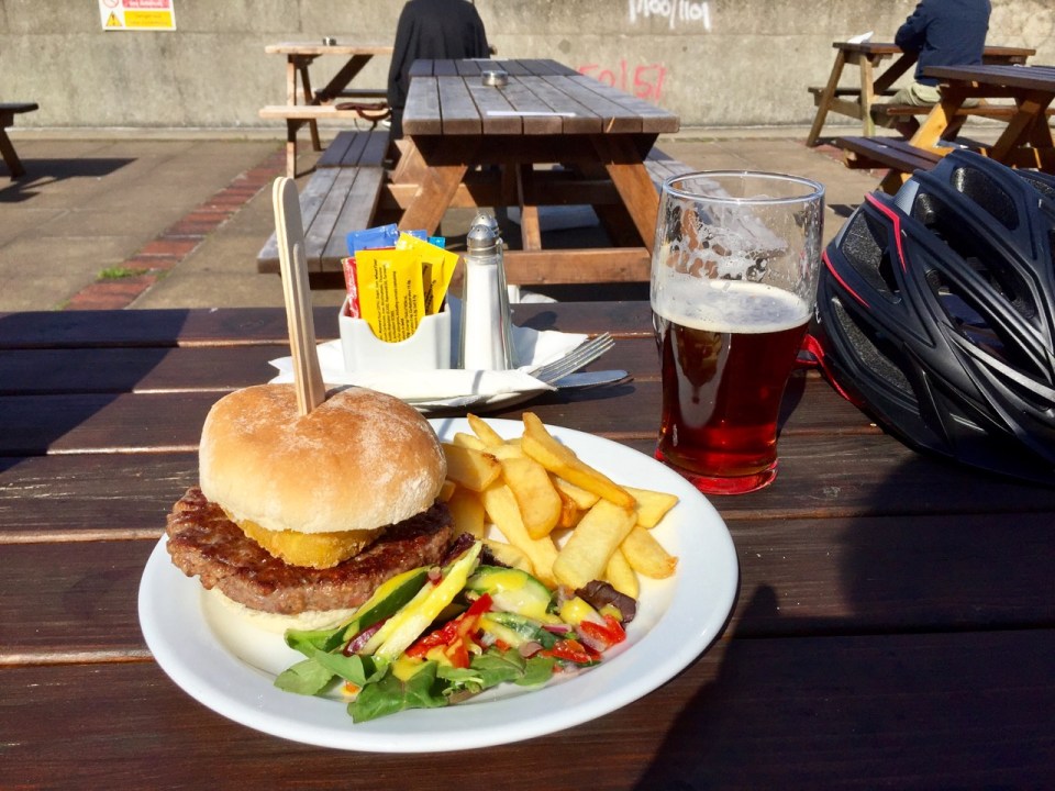 Pub lunch pre ferry