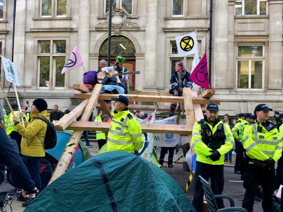 Da Vinci Bridge wasn't popular with the police