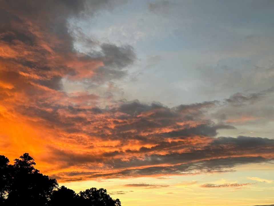 Wondrous clouds hiding dragons